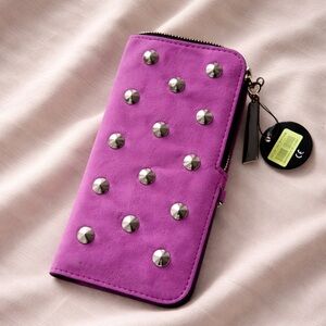 QUAY Vibrant Studded Sunglass Holder